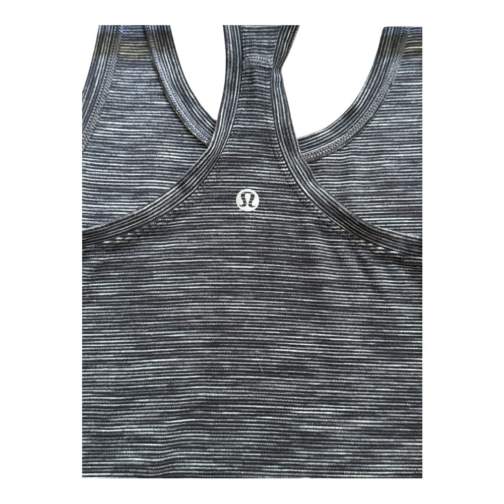 Women’s Lululemon Stretchy Racerback Tank Top! Grey Black Stripe! Size 6! - Picture 5 of 6